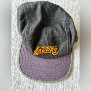Mitchell & Ness Heather Gray Purple Lakers Cap
